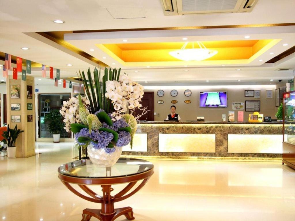 Greentree Inn Shanghai Zhongshan Hutai Hotel Екстер'єр фото