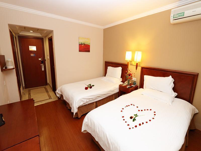 Greentree Inn Shanghai Zhongshan Hutai Hotel Екстер'єр фото